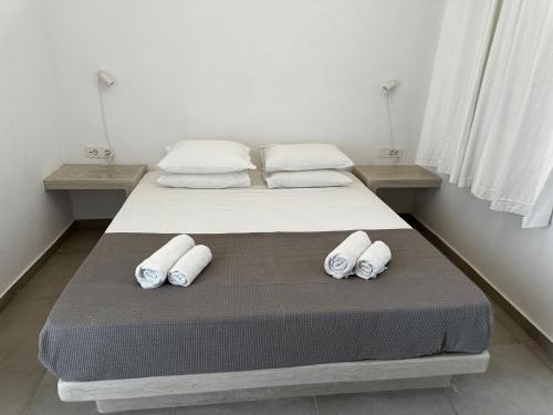 Kamari Apartment | Niabelo Villa