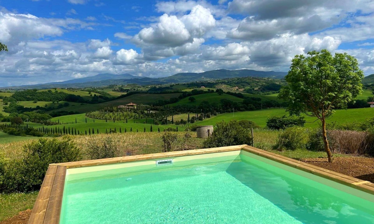 Sasso dʼOmbrone Apartment | Nice apartment for 4 guests with A/C, pool, TV, pets allowed and parking