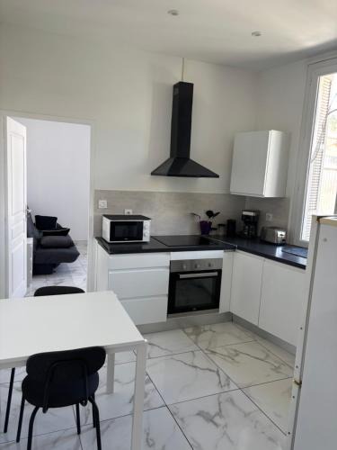 Mantega Apartment | Nice Central