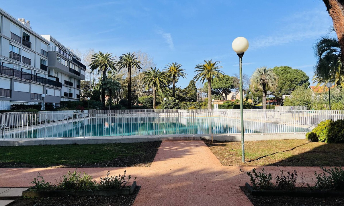 Saint-Tropez Apartment | Nice Studio in Saint Tropez