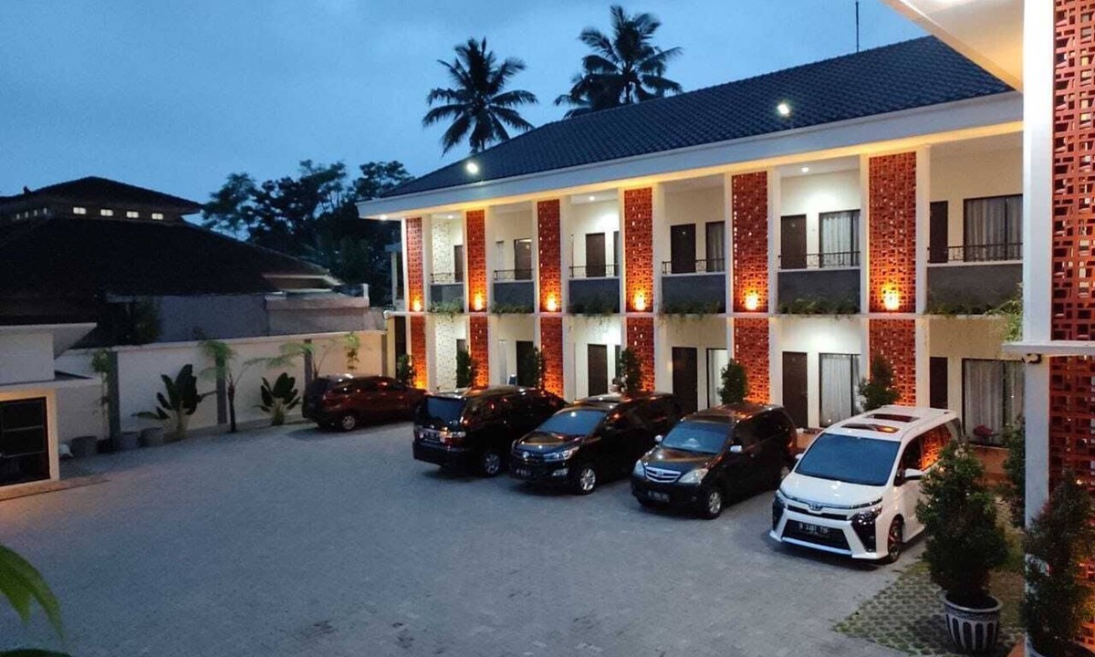 Salatiga House | Nirvana House (Guest House Syari'ah)