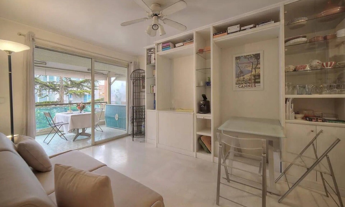 Carnot Apartment | One bedroom apartment in the center of Cannes walking distance to the Palais des Festivals and beach - 2198