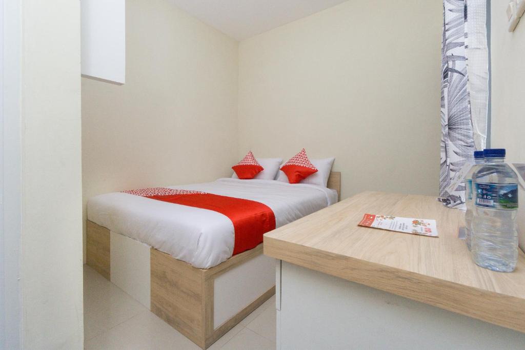 Kasihan Hotel | OYO 1542 Yessy Mansion