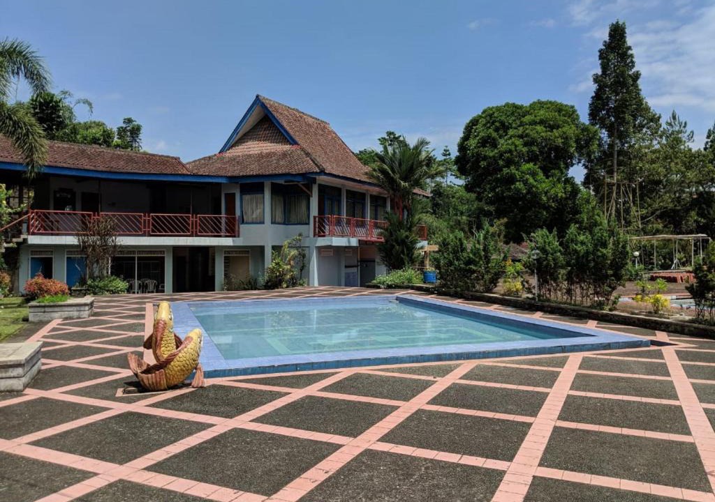 Jambelaer Hotel | OYO 1924 Hotel Rafflesia