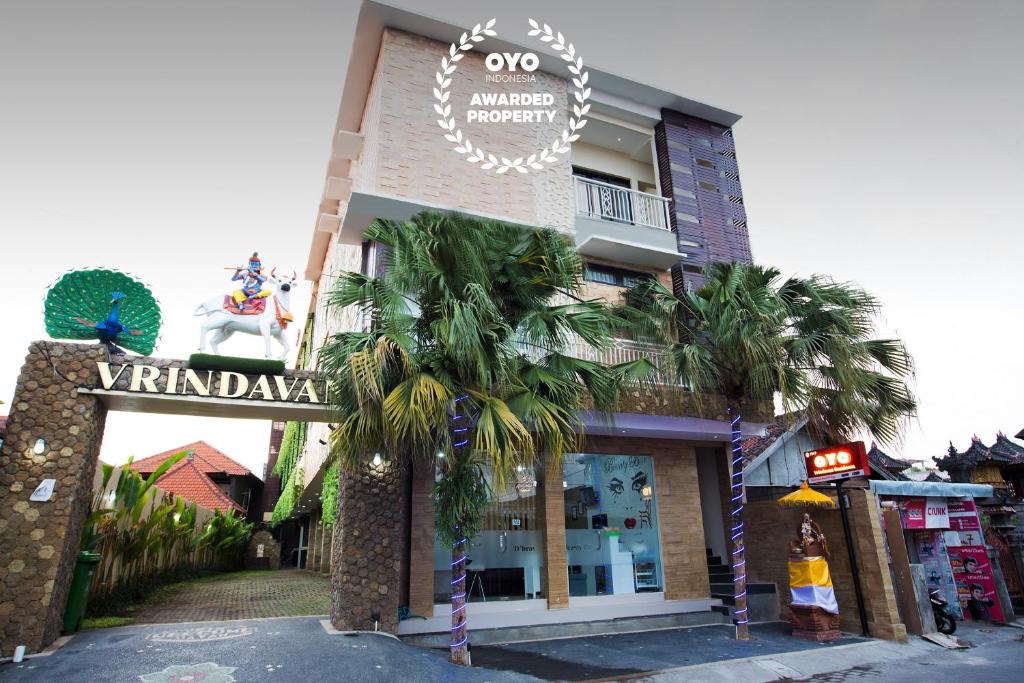 Imam Bonjol Hotel | OYO 1949 Vrindavan Residence