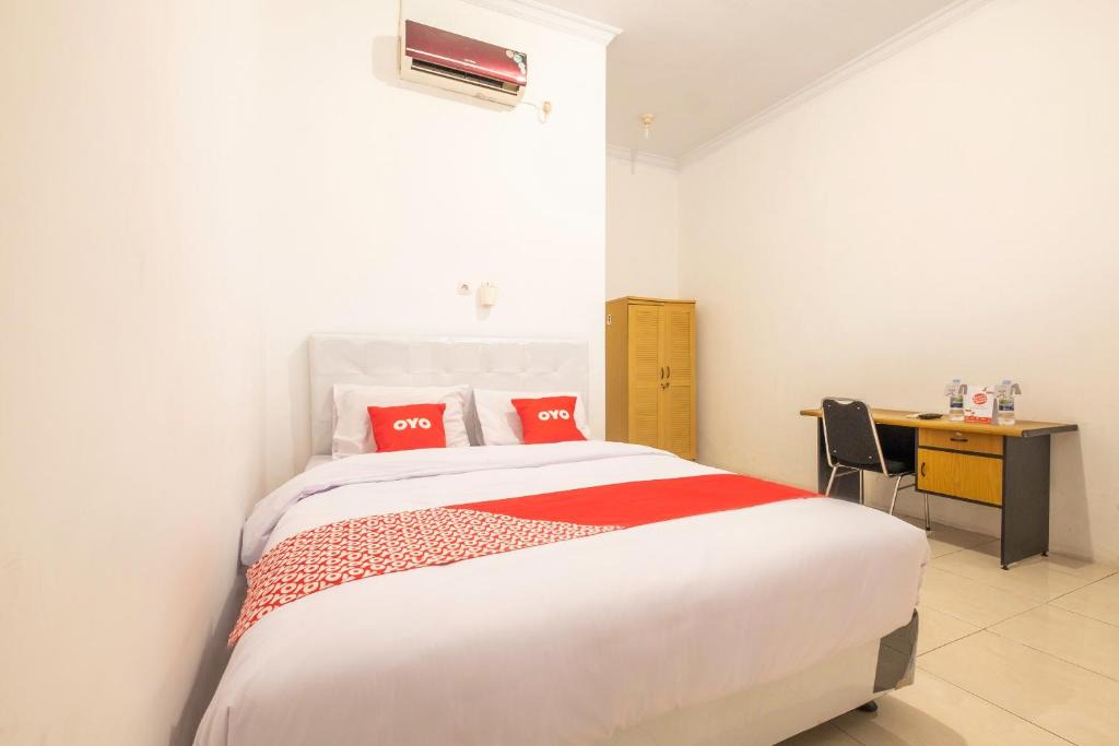 Cirebon Hotel | OYO 2121 Pondok Nazwa Syariah