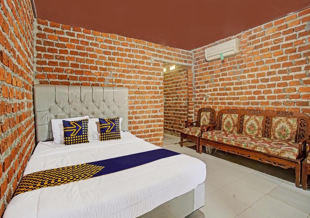 South Lampung Hotel | OYO 90279 Wartawan De Mansion