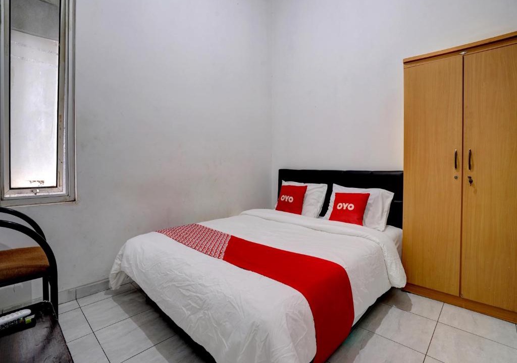 Astana Anyar Hotel | OYO 92725 Regol Srimahi Residence