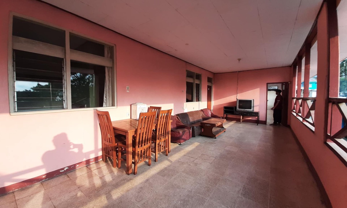 Bogor Tengah Hotel | OYO 93135 Wisma Bayt Hikmah