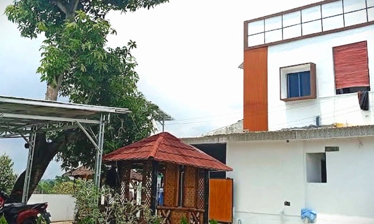 Tembalang Hotel | OYO 95038 Khanza Stay