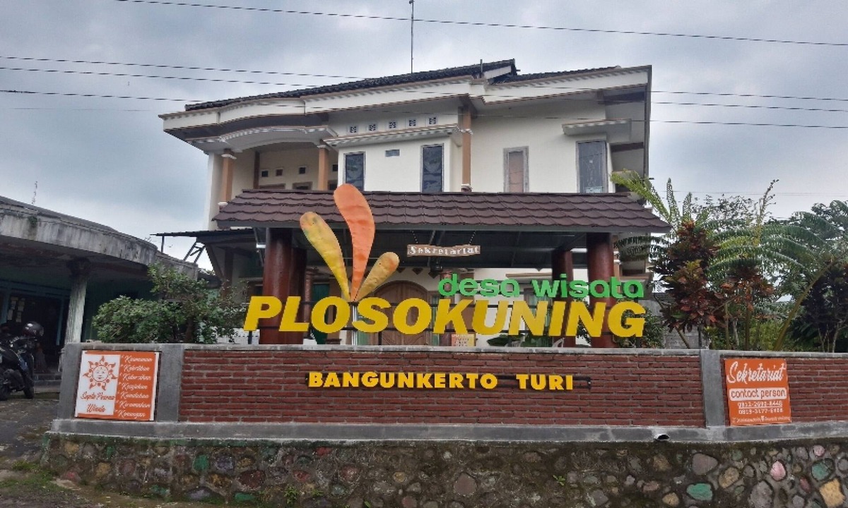 Banjarasri Hotel | OYO Homes 91083 Desa Wisata Plosokuning Syariah