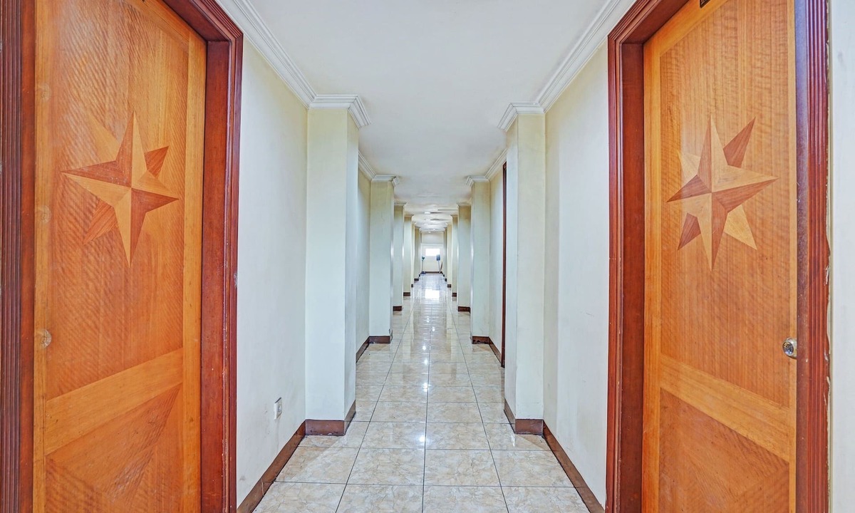 Ampel Hotel | OYO Life 90380 Andalus Hotel Syariah