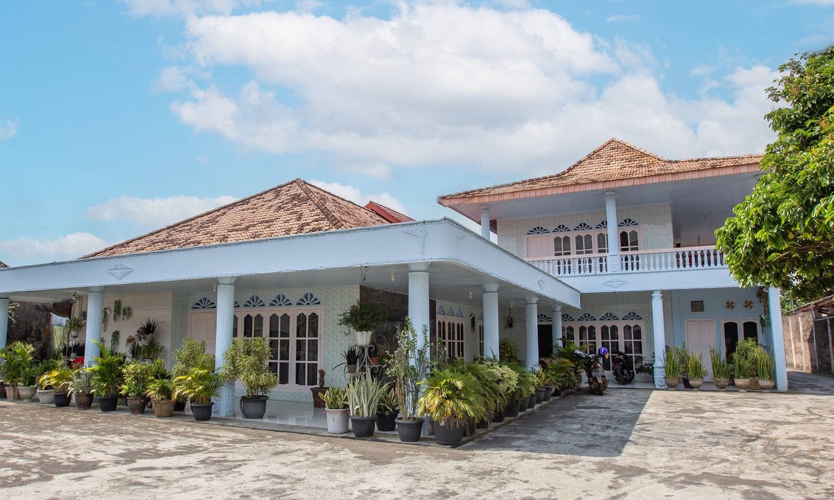 Kayu Agung Hotel | OYO Life 92803 Penginapan Purnama