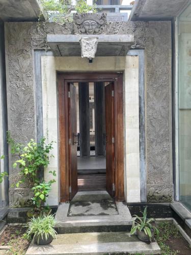 Kedewatan House | Pambuck Vegan Boutique Hotel