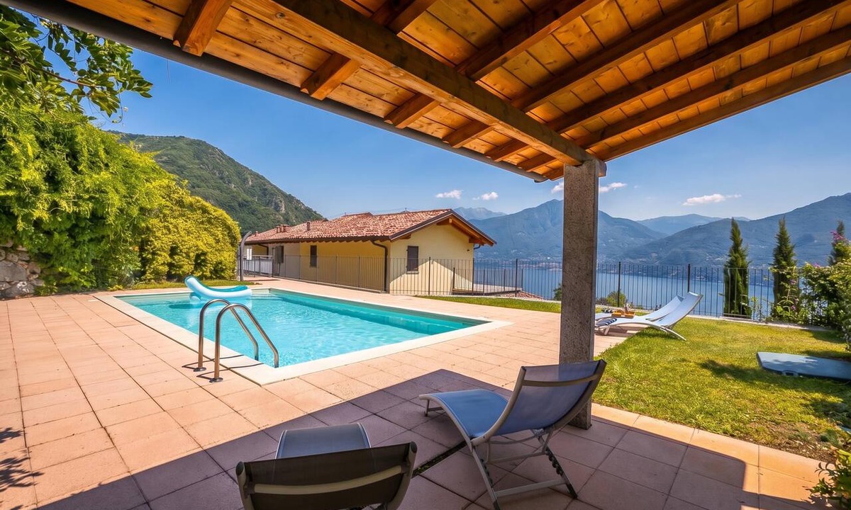 Menaggio Apartment | Parco dei Cervi Terrazzo, Plesio, Italy