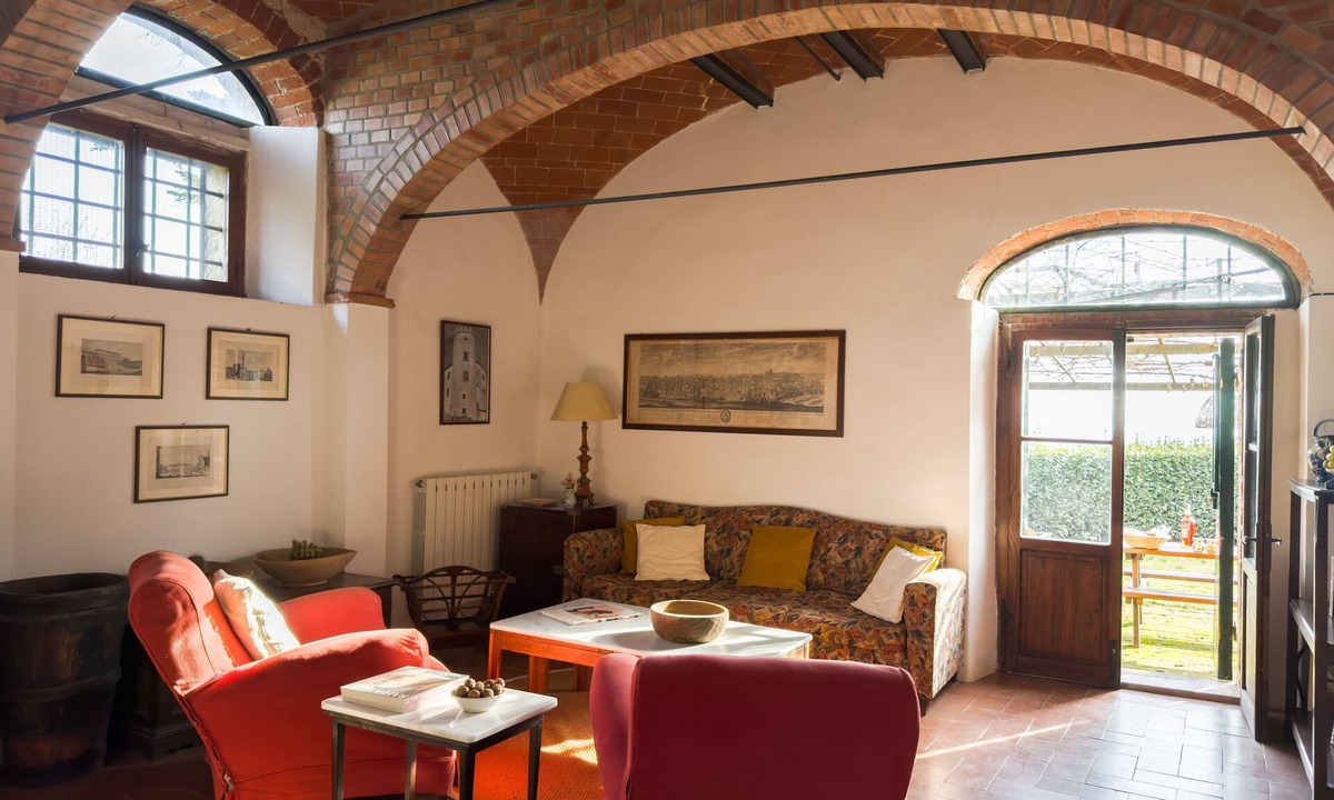Lucignano House | Pergola House