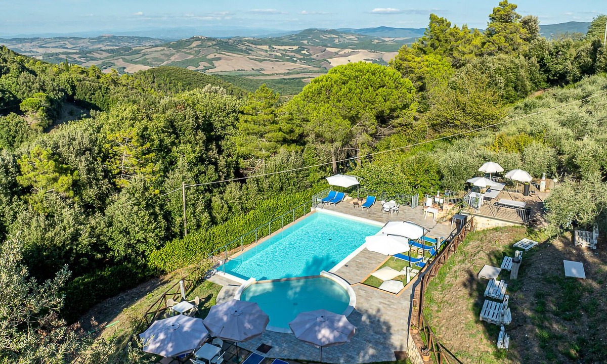 Montecastelli Apartment | Pet friendly apartment in Montecastelli Pisano
