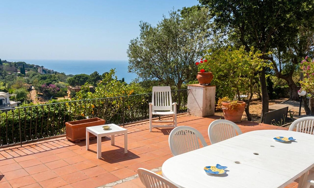 Anacapri House | Pet friendly home in Anacapri with WiFi