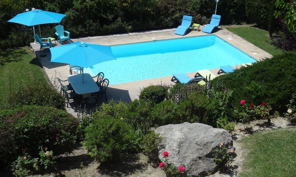 Saint-Jeannet Villa | Pet Friendly Villa with private pool and fantastic sea view of Cote D'Azur