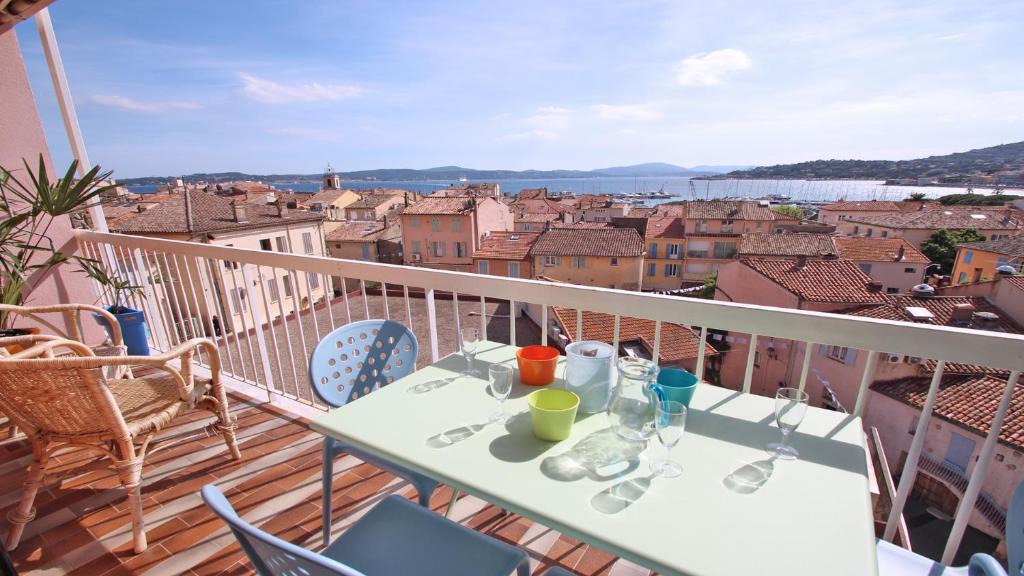Sainte-Maxime City Centre Apartment | Pins Dorés