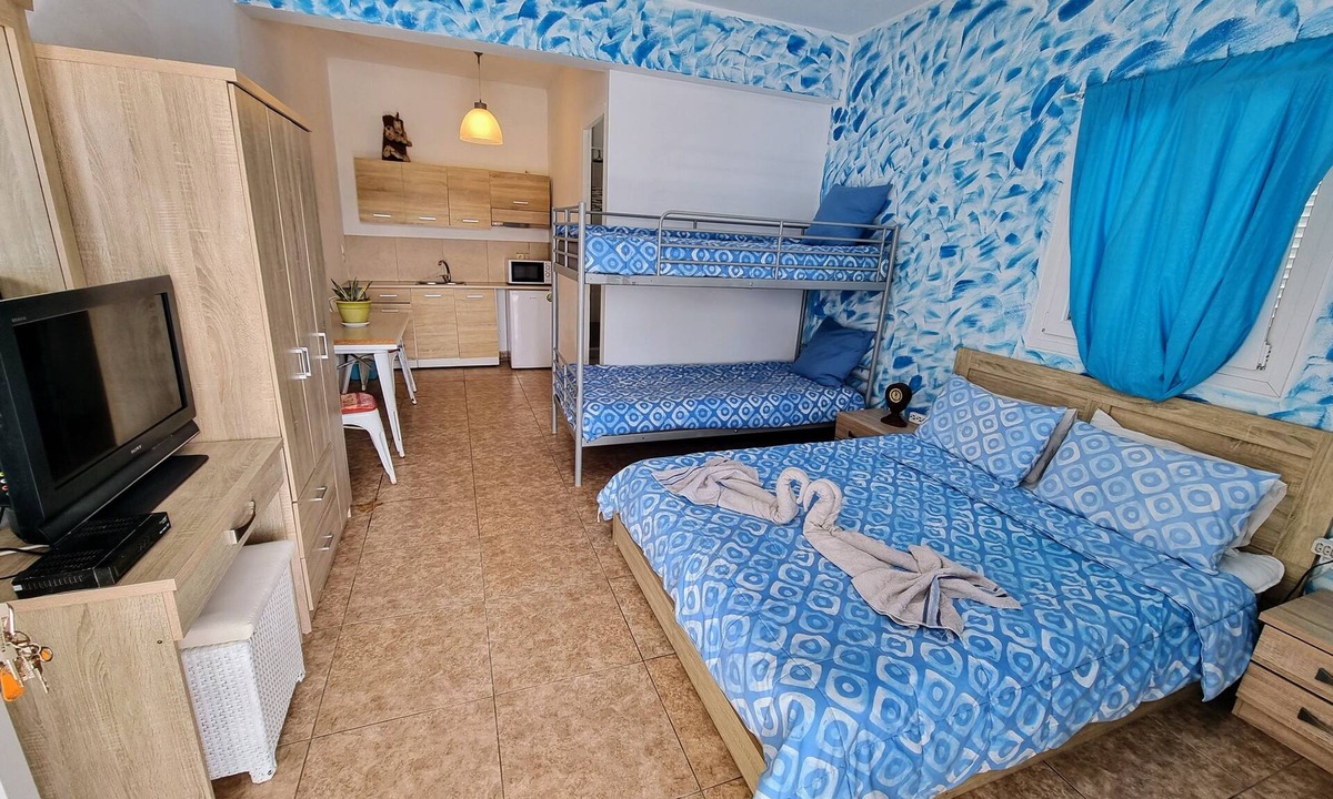 Perissa Hotel | Pleasure ROOMS 4 person