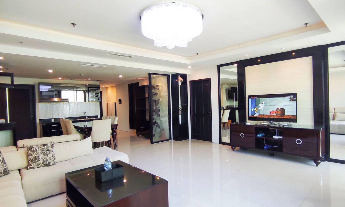 Surabaya Apartment | Premium and Restful 3BR in City Center at Kondominium Regensi Apartment