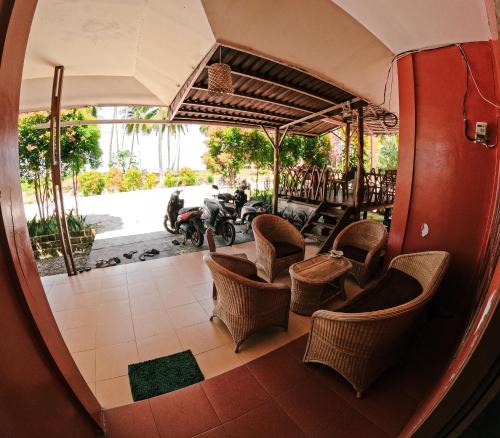 Sipura Island Hostel | Prima Homestay