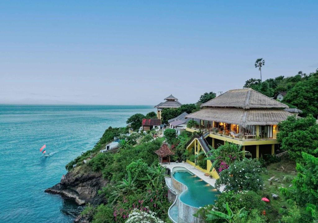Amed Villa | Private Deluxe Villa 20 m Infinitypool Ocean Front