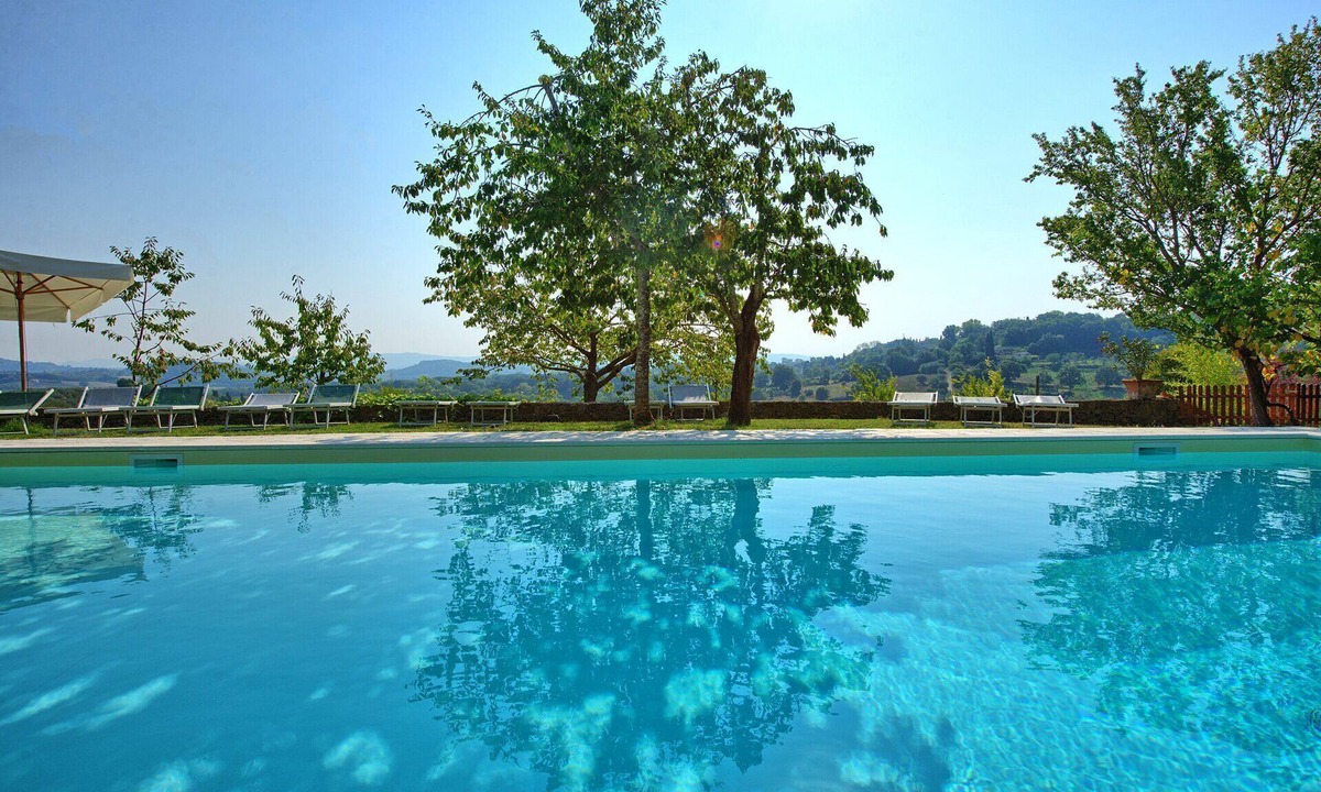 Sarteano Villa | Private Villa with private pool, WIFI, pets allowed, panoramic view, parking, close to Montepulciano