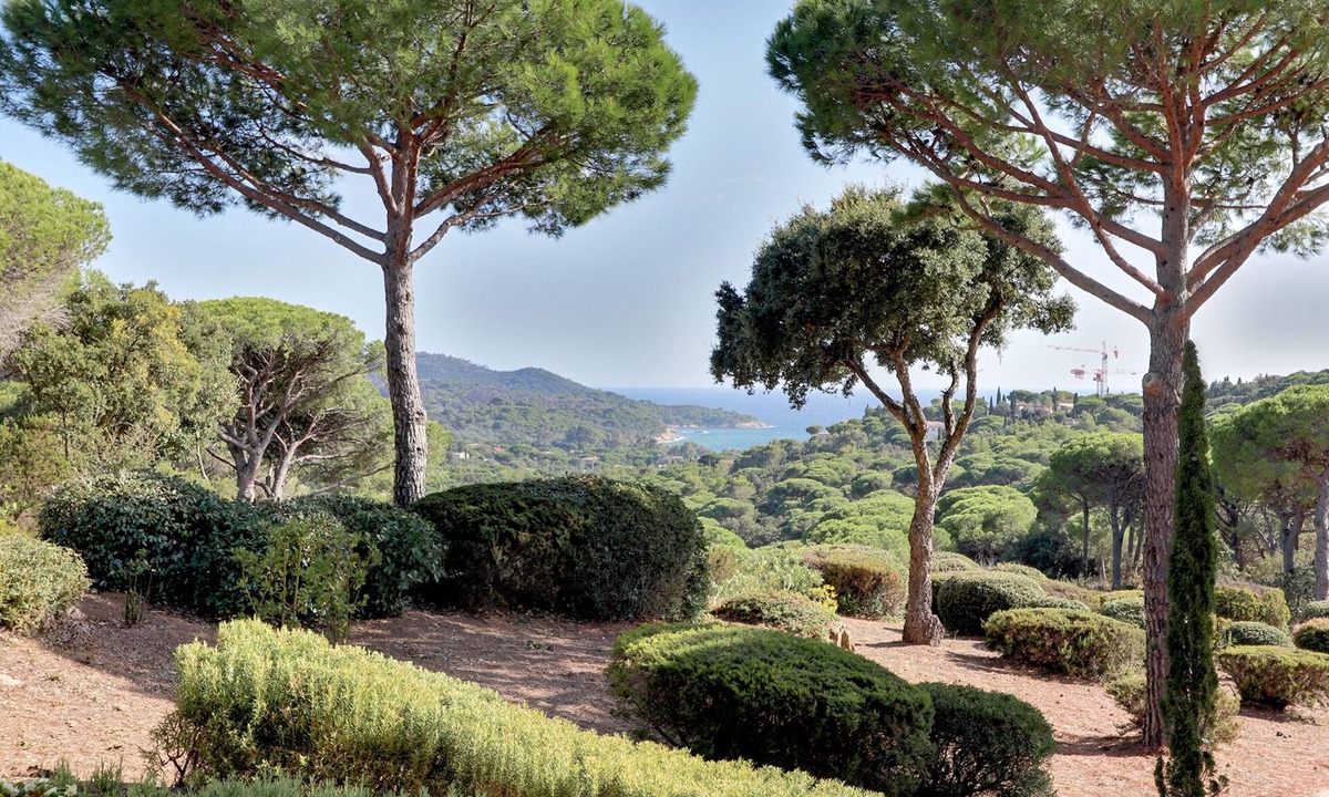 La Croix-Valmer House | PROMO A totally unspoilt corner of paradise on the Saint Tropez peninsula