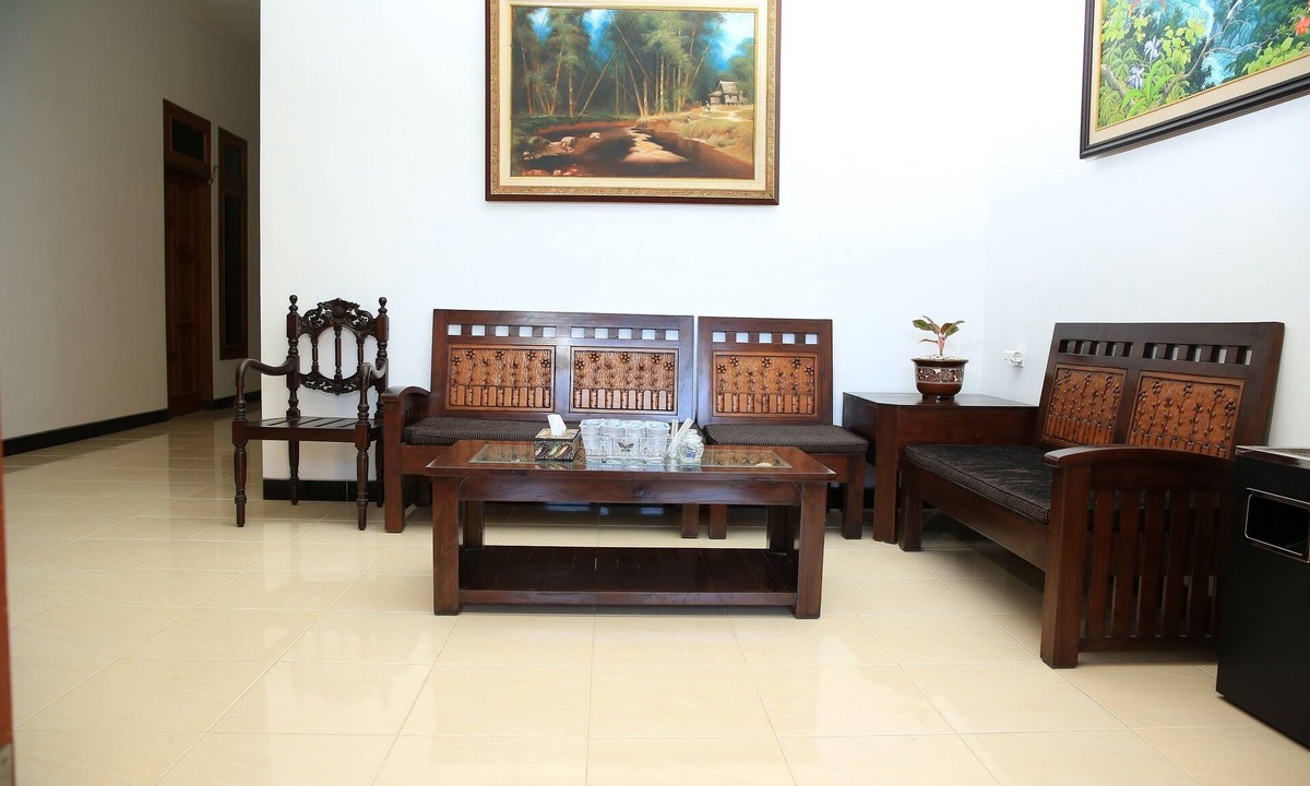 Delod Peken House | Puri Kusuma Guest House