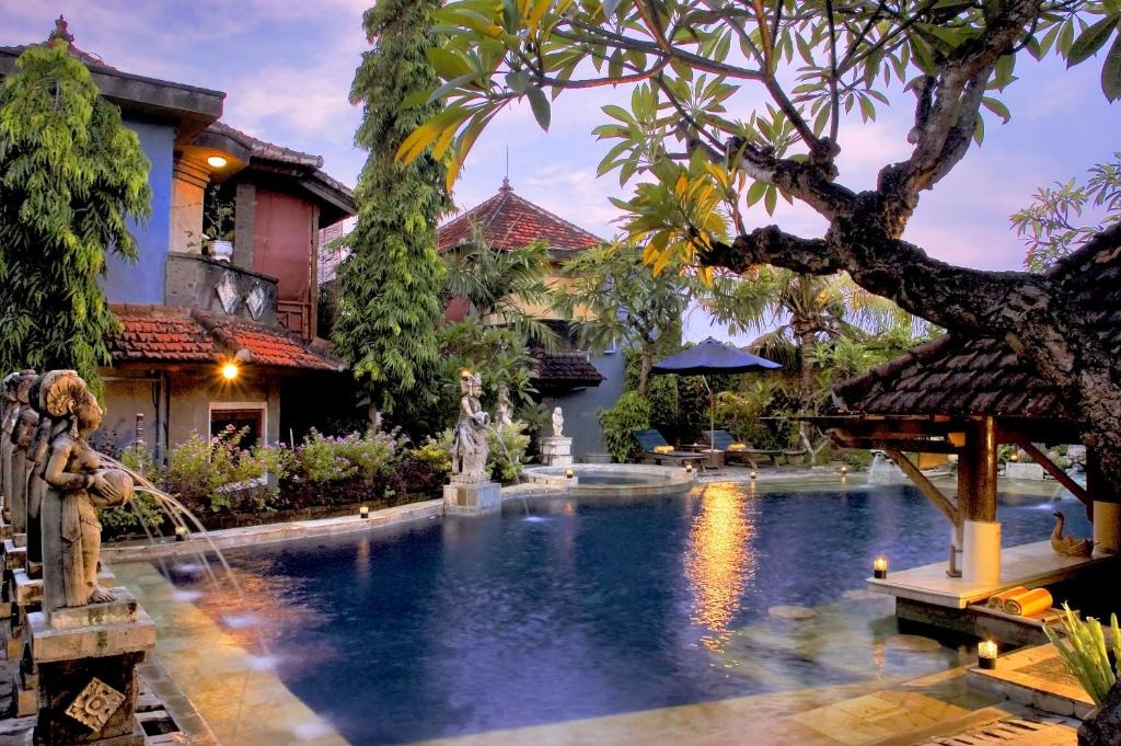 Petitenget House | Putu Bali Villa & Spa