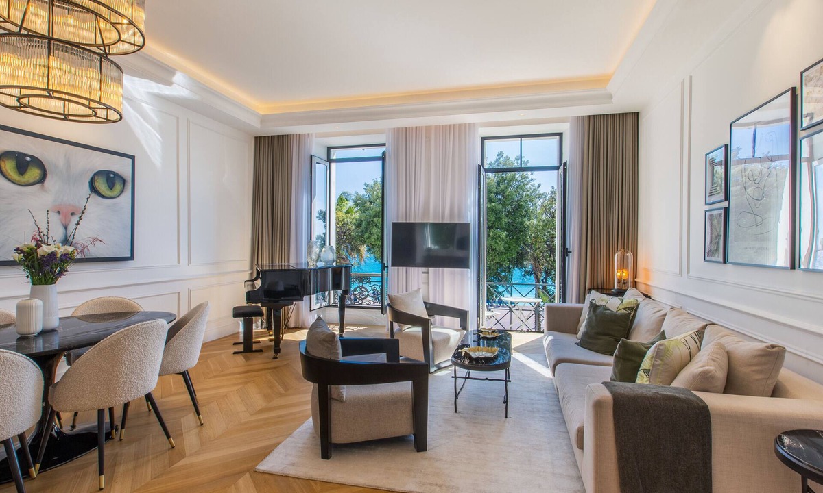 Old Town Apartment | QUAI PROMENADE: Brand-new! In front of the sea, next to the old town