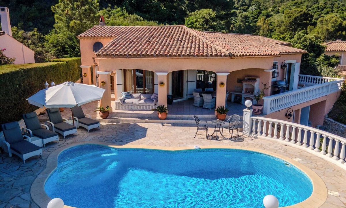 Les Issambres House | Quiet holiday home for 6 persons, private swimming pool, ideal for families