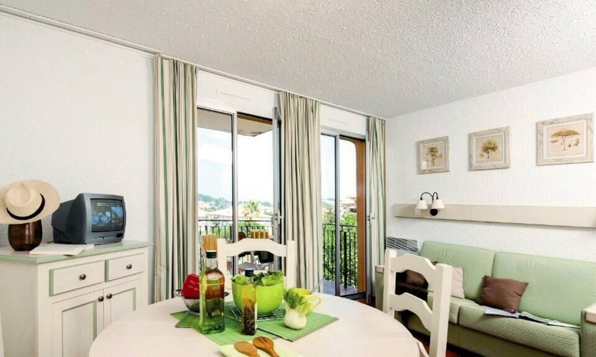 Residence Pierre Vacances Eden Parc Maeva Selection People | Saint-Tropez