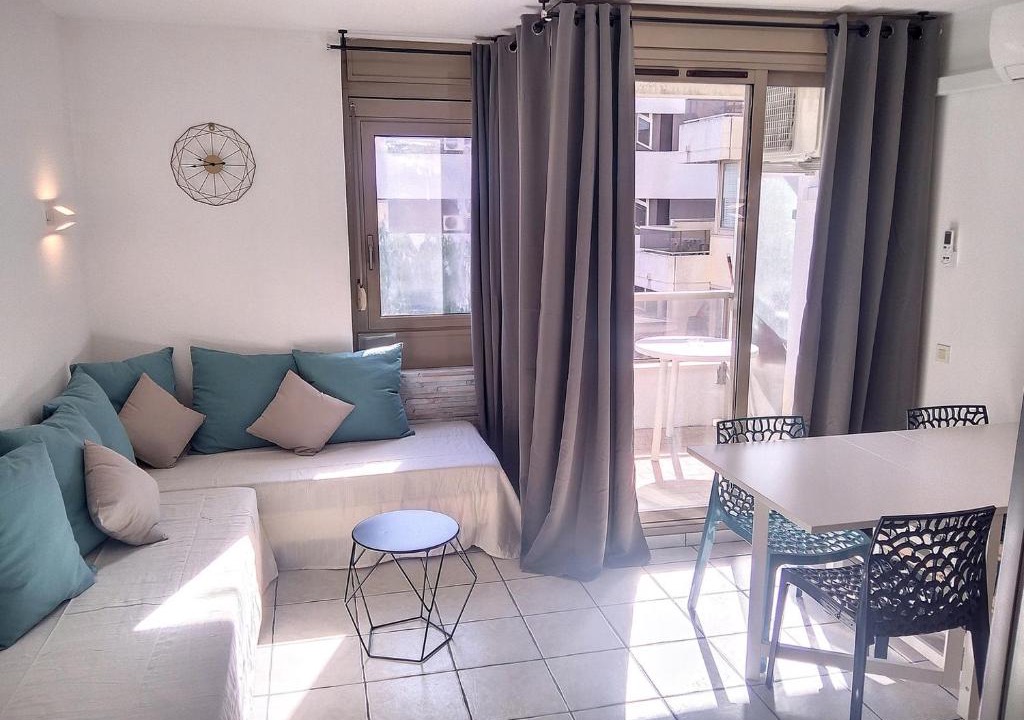 Juan-les-Pins Apartment | Résidence Graziella Studio 306