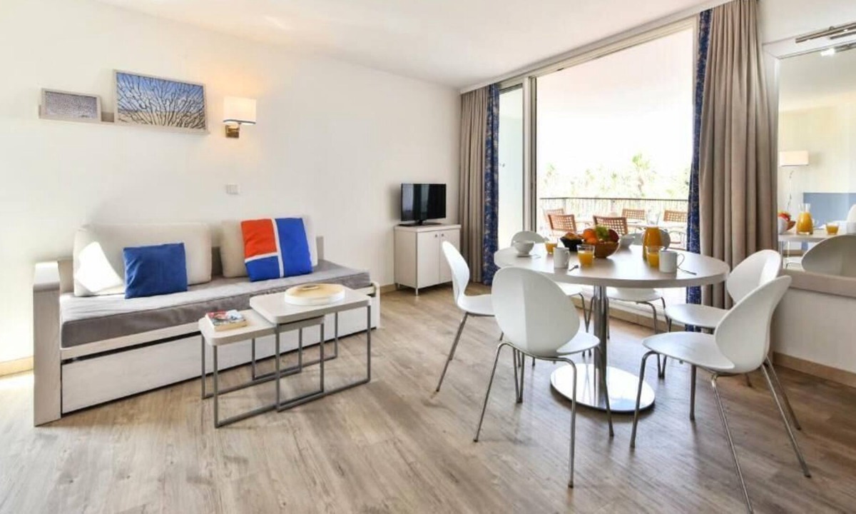 Antibes City Centre Apartment | Résidence Pierre & Vacances Premium Port-Prestige **** - Apartment 6 people - 1 bedroom + 1 sleeping area - Terrace - Air conditioning