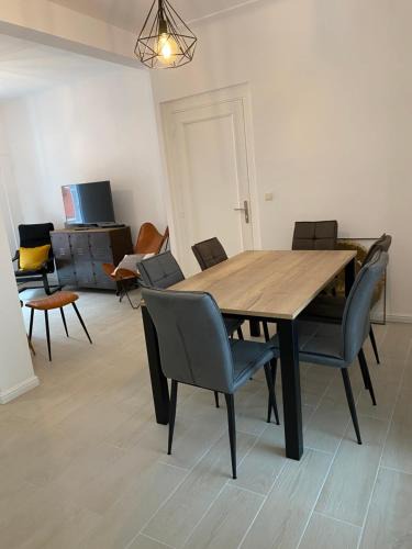 Agay Apartment | R1G-120 m plage-2 ch-jardin