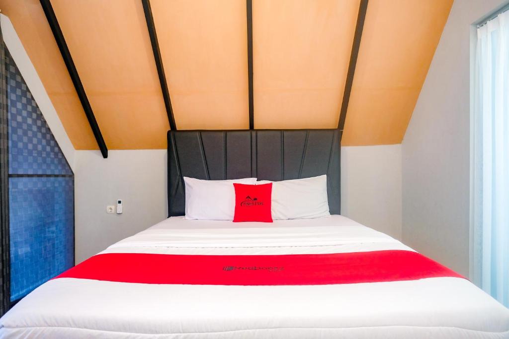 Pakem Hotel | RedDoorz at Pondok Palma Villa