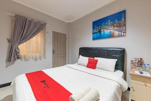 Baranangsiang House | RedDoorz near Botani Square Mall