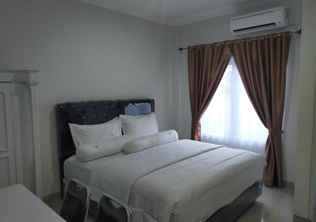 Sukarami Hotel | RedDoorz near Palembang Airport 2