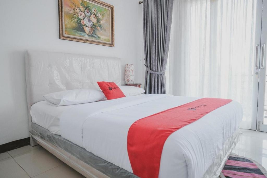 Bandar Lampung House | RedDoorz Syariah At Lampung Walk