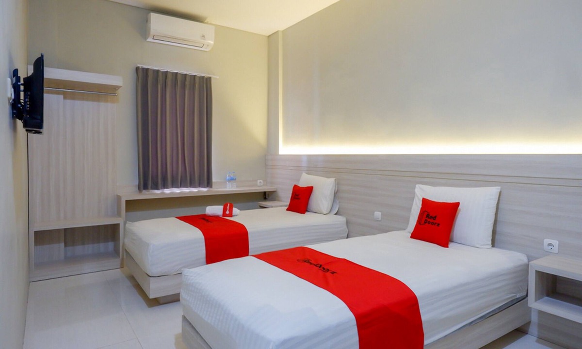 West Semarang Hotel | RedDoorz Syariah near PRPP Semarang
