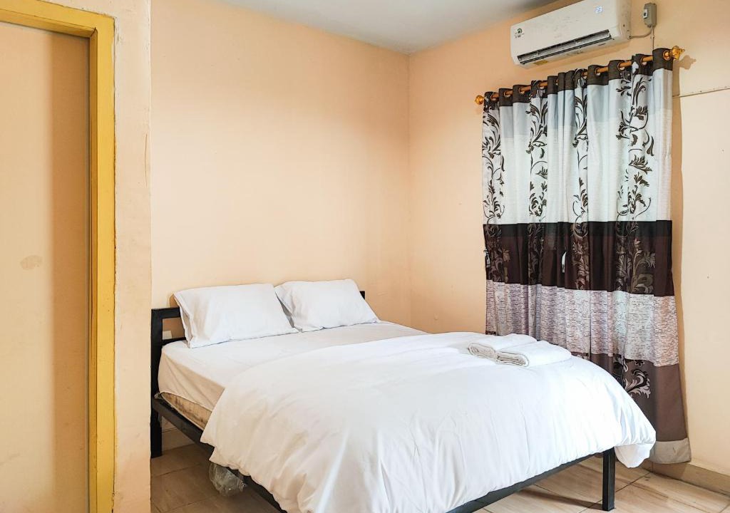 Jambi Hotel | RedDoorz Syariah near Terminal Alam Barajo Jambi