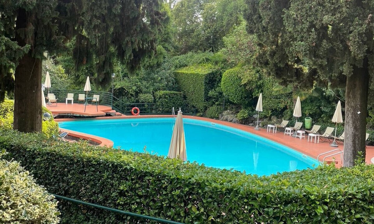 Gardone Riviera Apartment | Relais Villa Alba