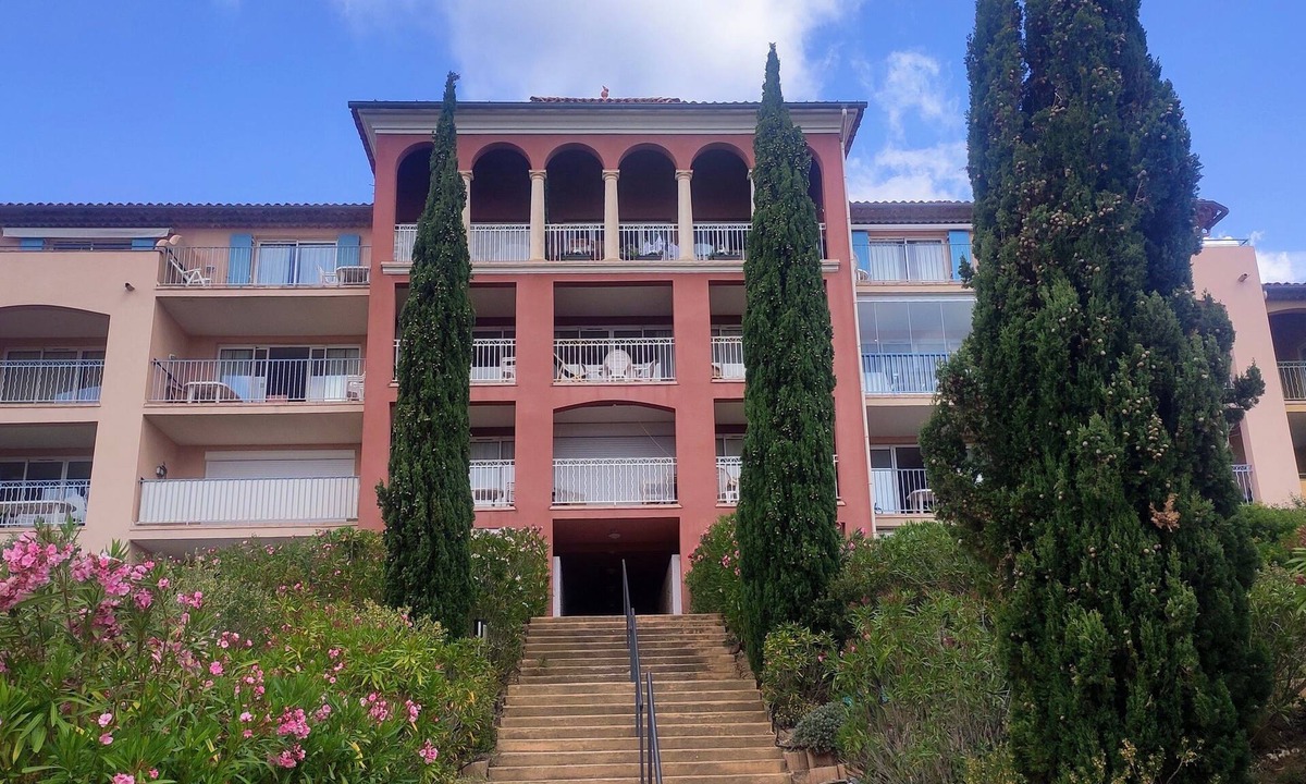 Les Issambres Apartment | Residence LE HAMEAU DES ISSAMBRES