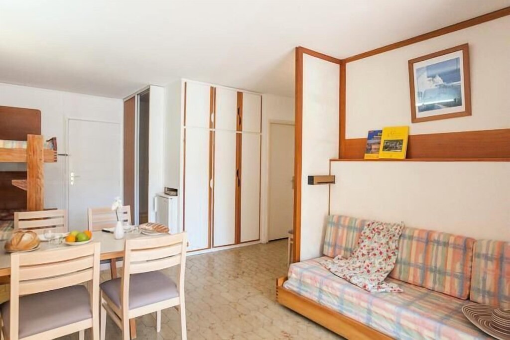 Saint-Tropez Apartment | Residence Pierre & Vacances Eden - Maeva Selection - Studio 6 People side Garden