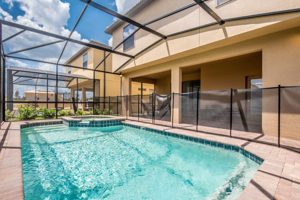 Four Corners Villa | Resort Living Brand New Windsor At west side 6 Bed Pool and Spa Villa