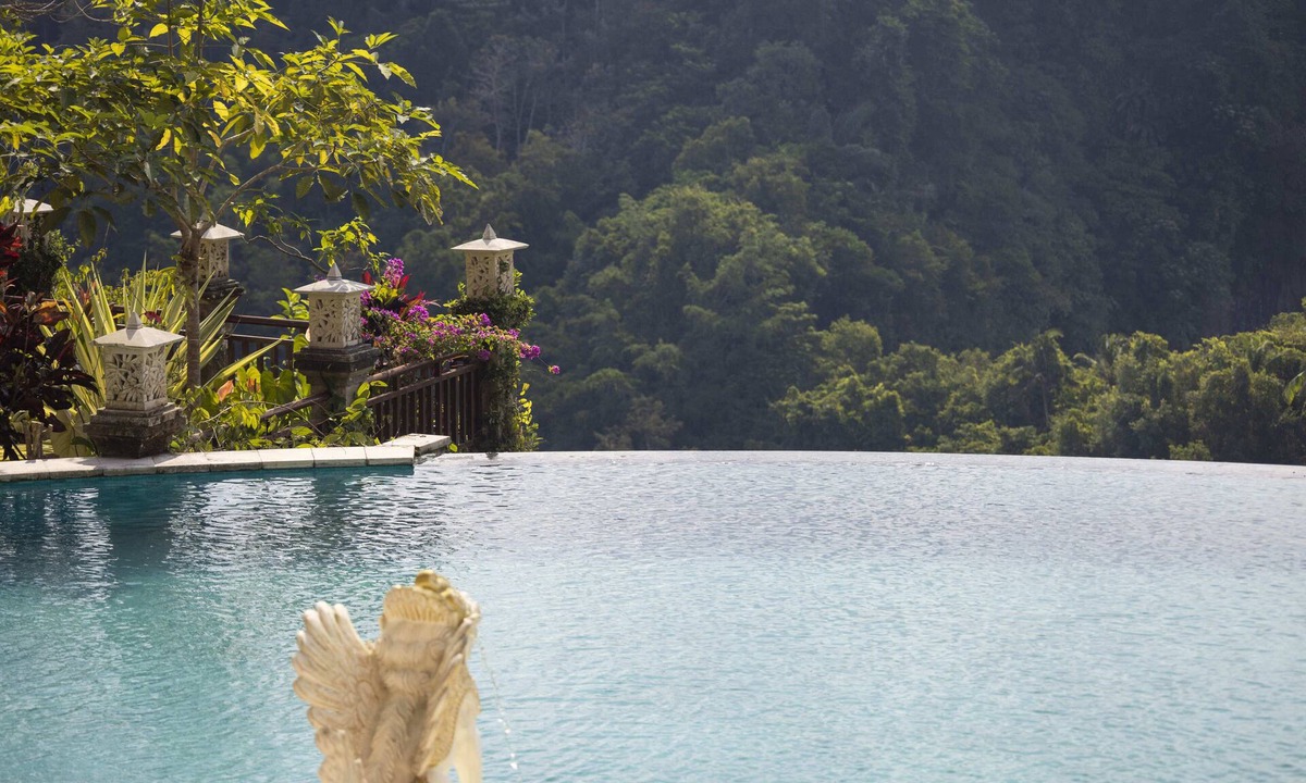 Melayang Hotel | Rijasa Agung Resort Villas
