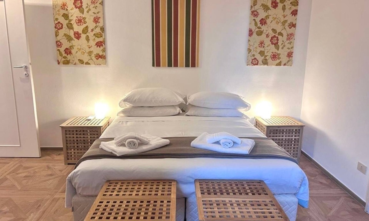 Rome City Centre Apartment | Rome: HISTORIC CENTER, close to the Pantheon, Trevi Fountain, Piazza di Spagna.